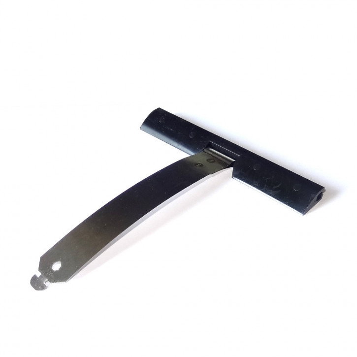 Attache tablier volet roulant