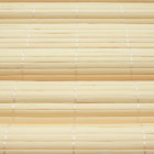 Avant-première: Store en bambou