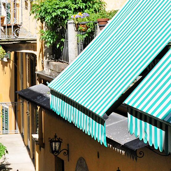 Parasol dans la terrasse