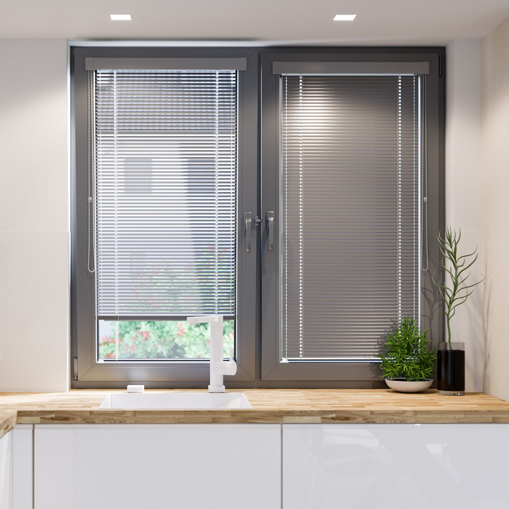 Batiste material curtain